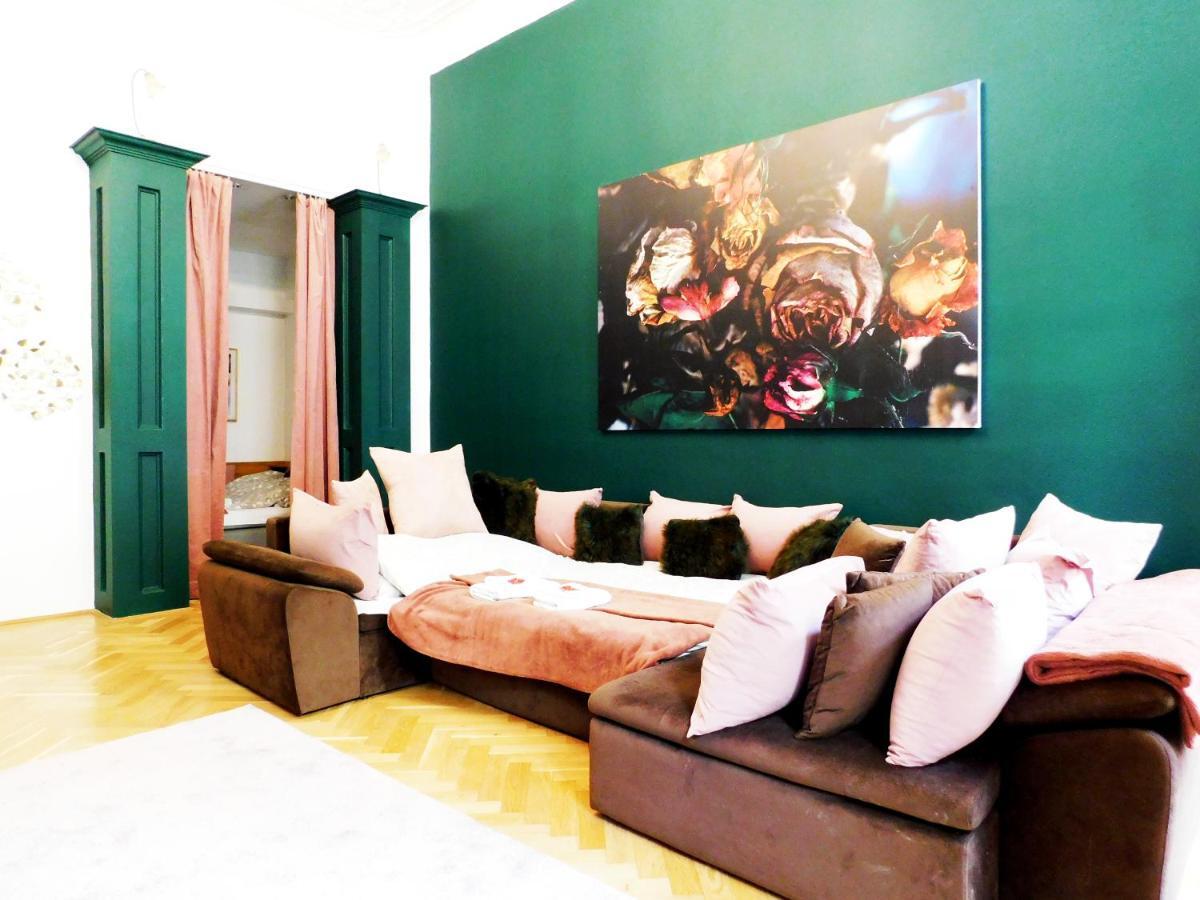 Wonder Deer Lux Apartment At The Parliament Self Check-In Budapest Ngoại thất bức ảnh