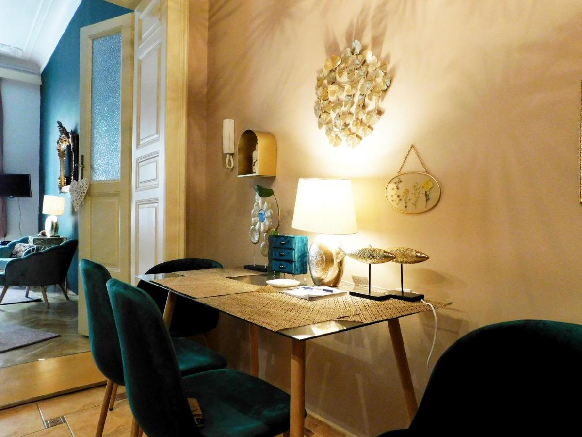 Wonder Deer Lux Apartment At The Parliament Self Check-In Budapest Ngoại thất bức ảnh