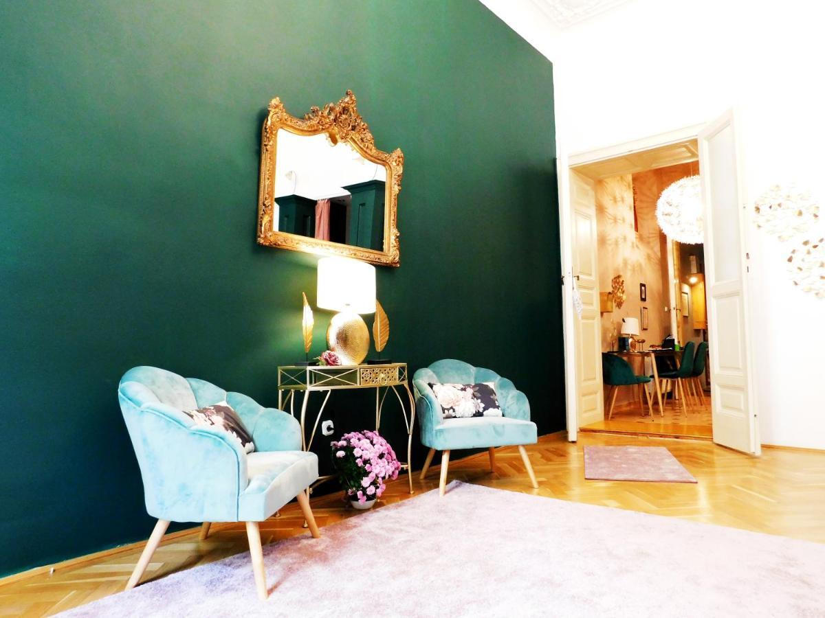 Wonder Deer Lux Apartment At The Parliament Self Check-In Budapest Ngoại thất bức ảnh